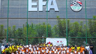 بالصور.. ختام دورة تطوير مدربات ناشئات كرة القدم بالتعاون بين الاتحادين المصري والنرويجي - الخليج الان