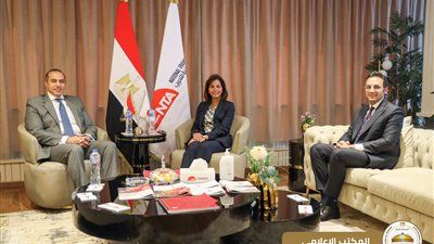 المستشار محمود فوزي يلتقي الدكتورة سلافه جويلي ويؤكد: سنعزز تبادل الخبرات وتكامل الأدوار لخدمة الأولويات الوطنية - الخليج الان