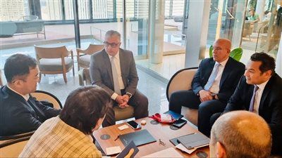 وفد اقتصادية قناة السويس يناقش موعد افتتاح محطة «رورو» شرق بورسعيد مع «تويوتا تسوشو» بالعاصمة طوكيو - الخليج الان