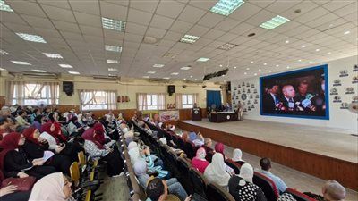 سكك حديد مصر تنظم ندوة توعوية لطلاب الشرقية للتحذير من السلوكيات السلبية والحفاظ على المرافق العامة - الخليج الان