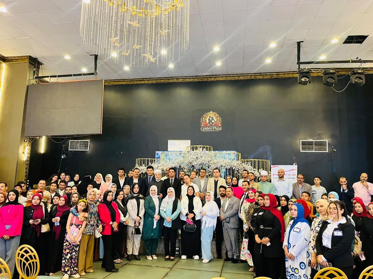 بمشاركة 300 شاب وفتاة.. نائب محافظ سوهاج يطلق المنتدى الشبابي "طريقك يبدأ من هنا" - الخليج الان