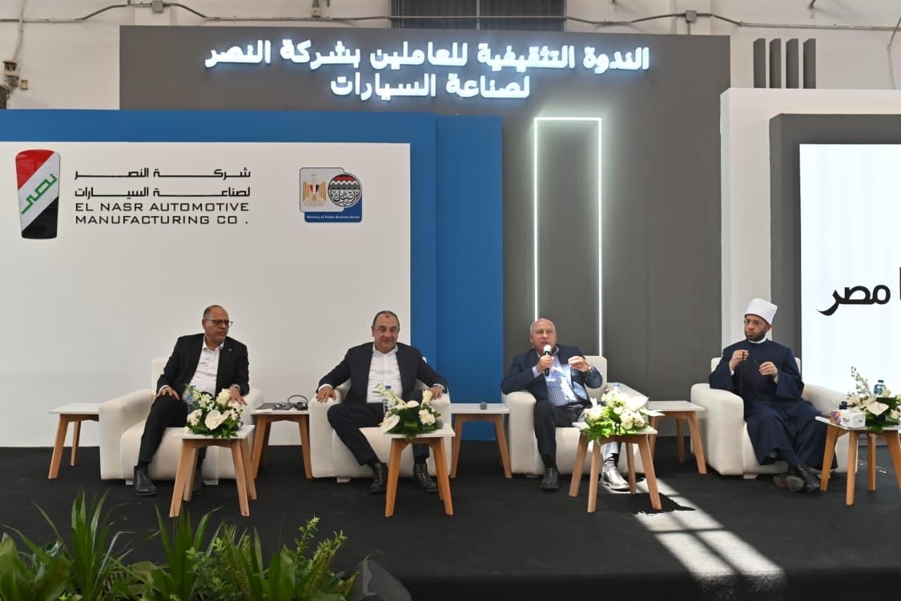 نائب رئيس مجلس الوزراء ووزراء الحكومة يتفقدون شركة النصر للسيارات ويؤكدون دعم الدولة لإحياء القلاع الصناعية الكبري - الخليج الان