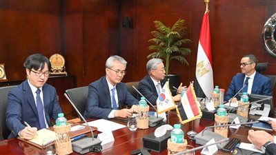 وزير الاستثمار يستقبل سفير دولة كوريا الجنوبية بالقاهرة لبحث سبل تعزيز العلاقات الاقتصادية المشتركة بين البلدين - الخليج الان