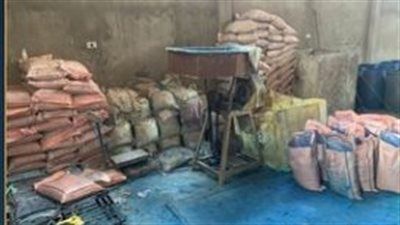 الداخلية تضبط مصنعين غير مرخصين لإنتاج الأسمدة المغشوشة بالشرقية - الخليج الان