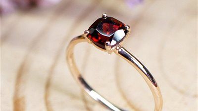 ما حكم اشتراط مدة معينة في عقد الزواج؟.. د. نظير عياد يجيب - الخليج الان