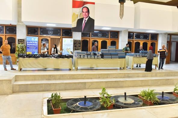 استلموا أدوات العمل.. محافظ أسيوط يدعم أول تجربة لتدريب الفتيات على السباكة - الخليج الان