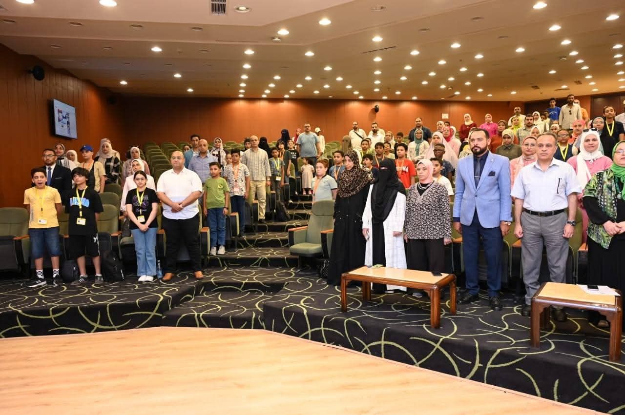 وزير التعليم العالي: جامعة الطفل تسهم في تنمية قدرات النشء وصقل مهاراتهم منذ الصغر - الخليج الان