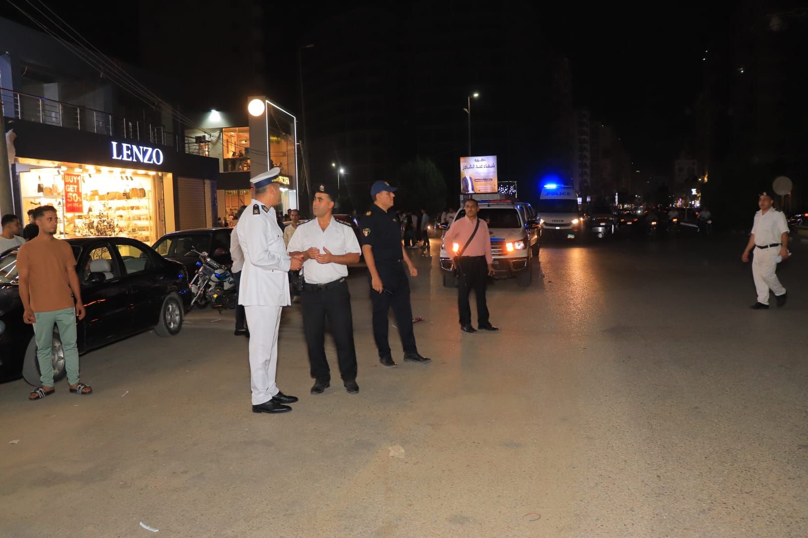 حملة أمنية مكبرة بدائرة قسم أول بالفيوم لضبط الخارجين عن القانون وإحكام السيطرة الأمنية - الخليج الان