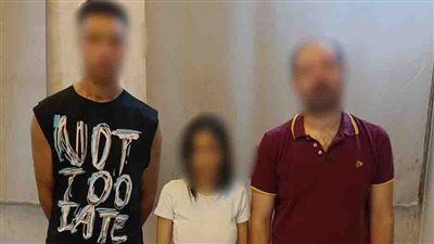 ضبط البلوجر قطة وسمسم مصر وشريكهما بتهمة احتجاز شخص والاعتداء عليه بالقاهرة - الخليج الان