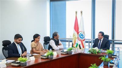 وزير الصحة يبحث مع السفير الهندي تعزيز التعاون في الرعاية الصحية والتكنولوجيا وإنتاج اللقاحات - الخليج الان