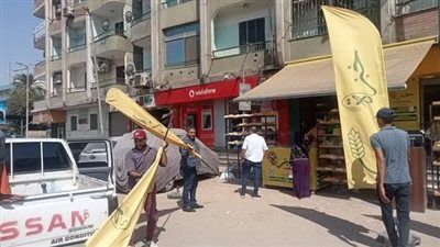 حملة مكبرة لإزالة إشغالات الباعة الجائلين بمنطقة الوليدية بحي شرق أسيوط - الخليج الان