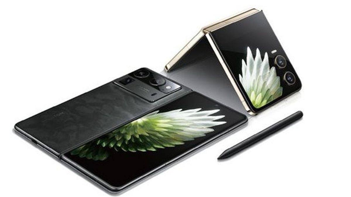 Tecno Phantom V Flip..هل ينافس الكبار؟ - الخليج الان