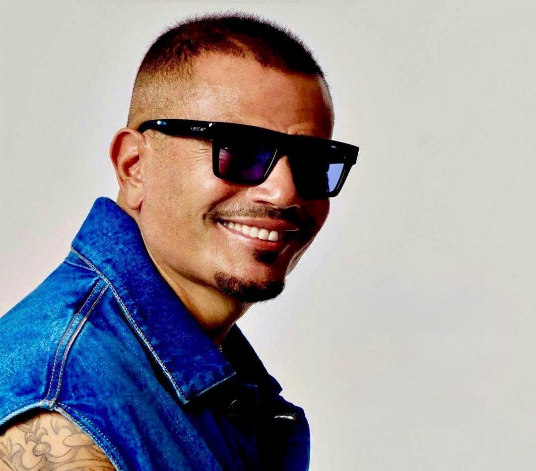 عمرو دياب الأعلى استماعا في الشرق الأوسط للأسبوع الثامن - الخليج الان