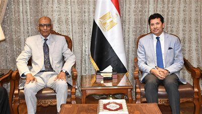 وزير الرياضة يبحث مع اتحاد الهوكي استعدادات استضافة مصر للبطولة الأفريقية - الخليج الان