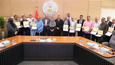 الكهرباء: العاملون بالكهرباء عليهم مسئولية تأمين التغذية الكهربائية اللازمة لمشروعات البناء والتنمية فى مختلف أنحاء الجمهورية - الخليج الان