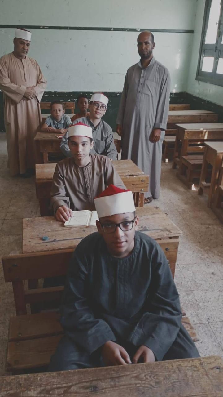 أروقة المعاهد الأزهريّة بالمنيا تتزين بأصوات القراء في اليوم العالمي للسرد القرآني - الخليج الان