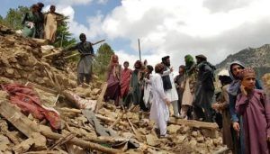 شهادات مؤلمة من زلزال أفغانستان بعد ارتفاع عدد الضحايا لأكثر من ألفي قتيل ومصاب