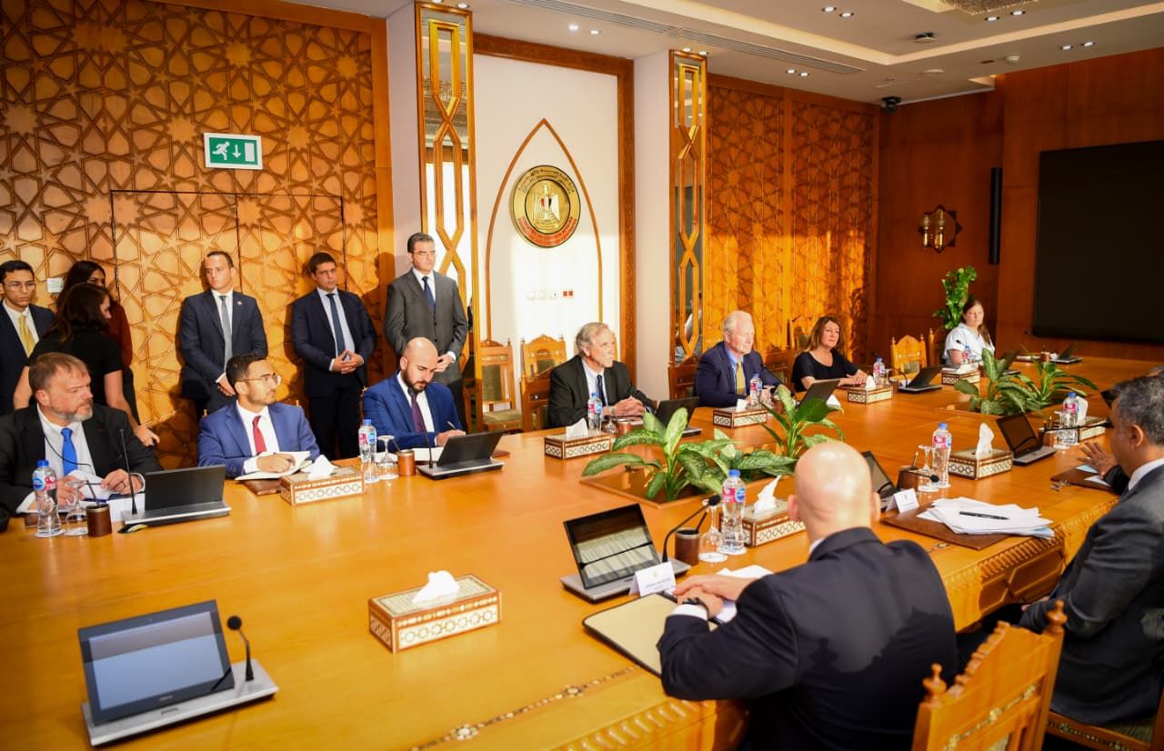 وزير الخارجية: يجب تضافر الجهود الإقليمية والدولية لوضع حد للجرائم الإسرائيلية في غزة والضفة الغربية - الخليج الان