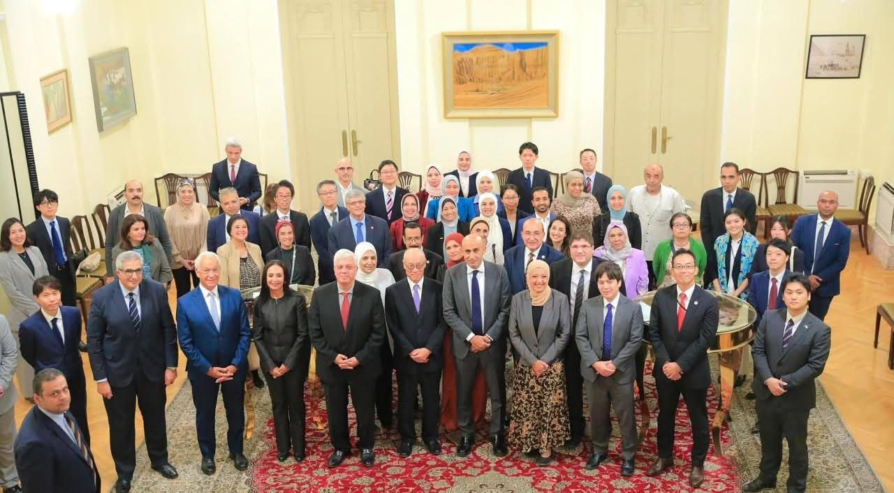 وزير التعليم العالي يطلق أول دبلوم مصري ياباني لإعداد معلم أنشطة “التوكاتسو” بثلاث جامعات مصرية - الخليج الان