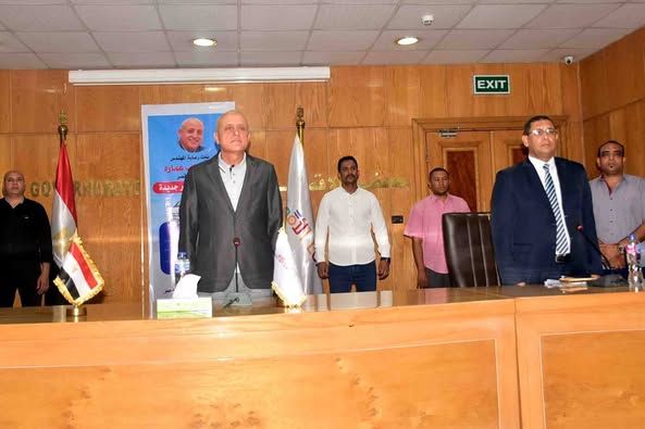 محافظة الأقصر تفتح باب رزق لـ70 أسرة بقرعة علنية لخطوط السير بعد توقف 16 عامًا - الخليج الان