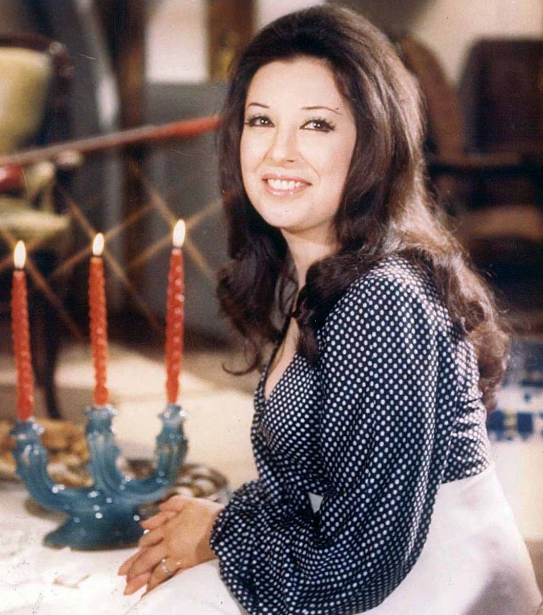 زمن الفن الجميل بين الوجود واللاوجود.. «نجوم زمان» أحياء لكنهم غائبون عن الساحة - الخليج الان