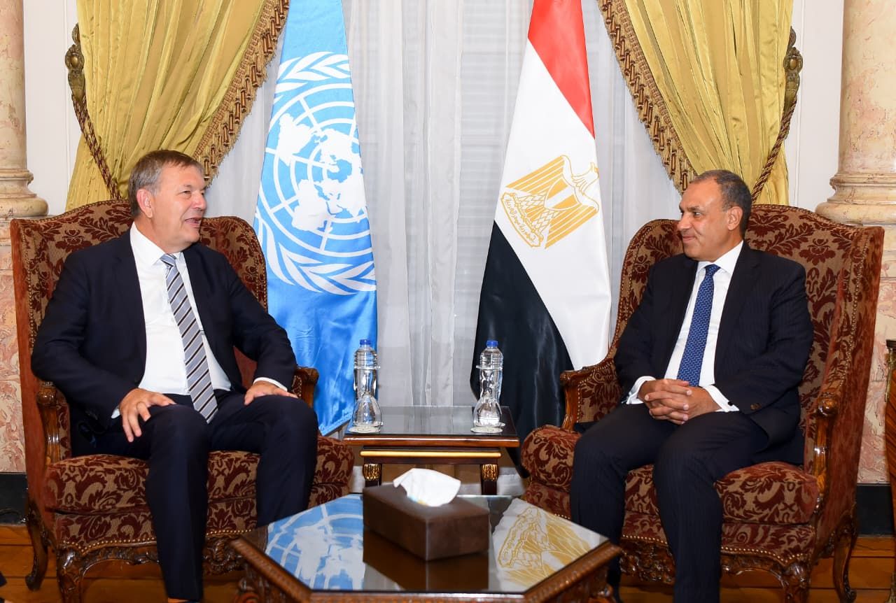 وزير الخارجية: مسألة التهجير خط أحمر بالنسبة لمصر ولن يتم القبول به - الخليج الان