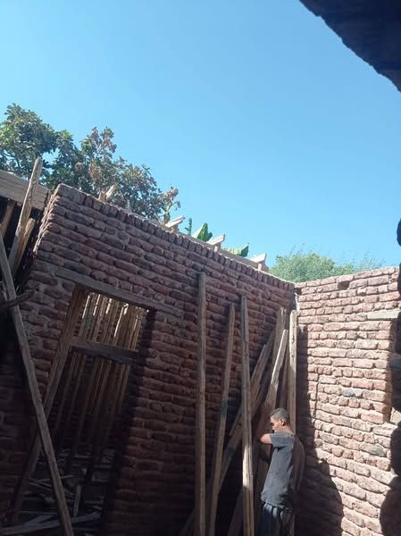 إيقاف أعمال حالتي تعدي بالبناء على الأراضي الزراعية بمدينة أرمنت - الخليج الان