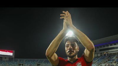 " أفتخر دائمًا بتمثيل بلدي".. أكرم توفيق يحتفل بفوز منتخب مصر الثاني أمام تونس ودياً - الخليج الان