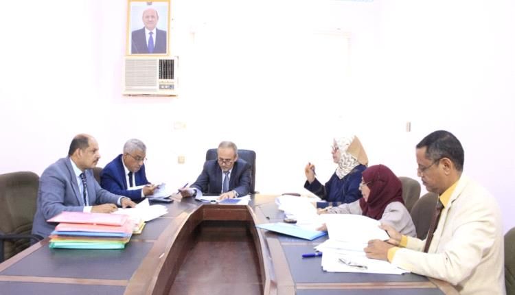 اللجنة الدائمة لمراجعة البرامج والكليات في الجامعات الحكومية تعقد اجتماعها الدوري