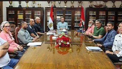 تفاصيل اجتماع الخطيب مع لجنة التخطيط والمدير الرياضي ومدير الكرة في حضور ممثلي الإدارات المعاونة للفريق الأول - الخليج الان