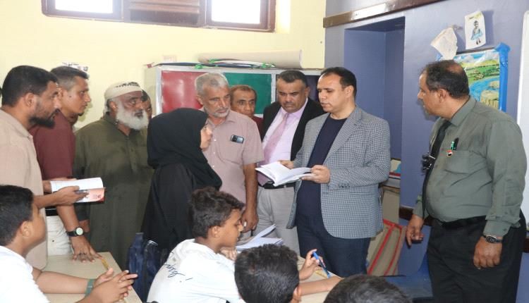 بعد مدارس المنصورة.. الوكيل الشوذبي يتفقد طلاب ذوي الاحتياجات الخاصة بخور مكسر