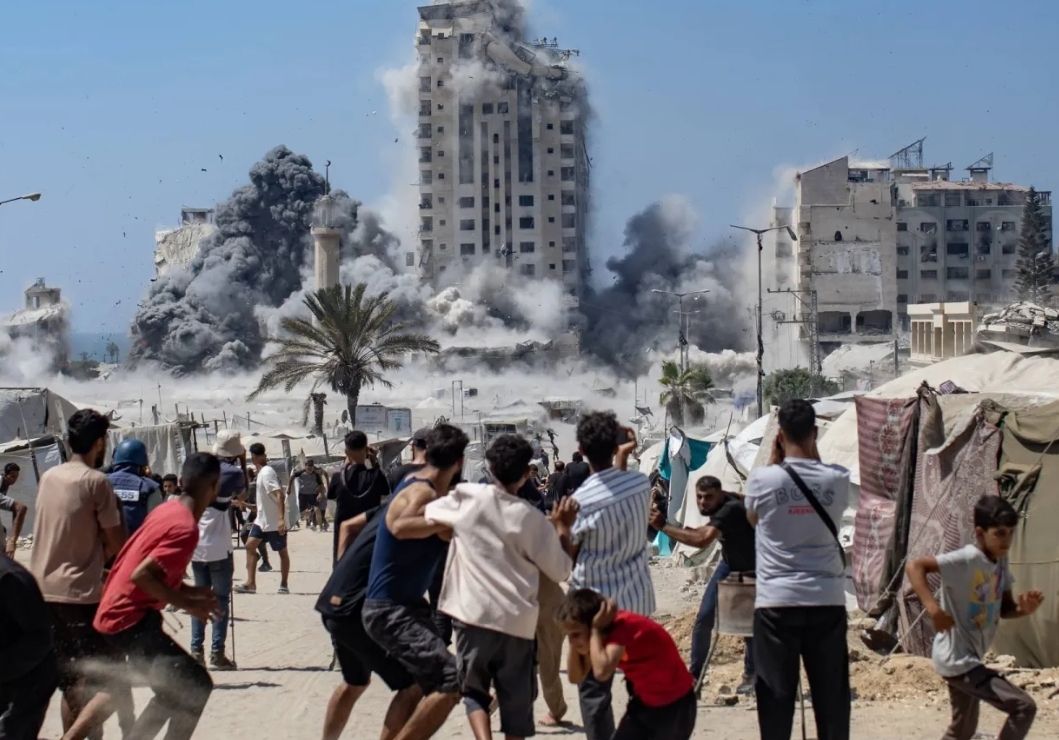 نتنياهو يتوعد غزة: تدمير 50 برجاً خلال يومين والمناورة البرية تقترب - الخليج الان