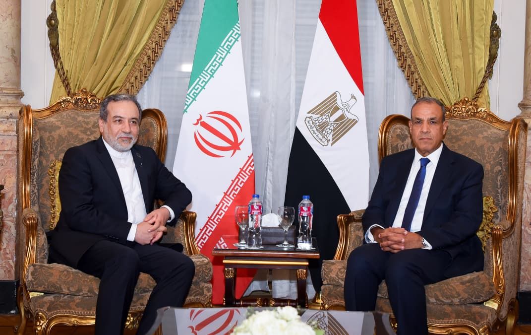 «مناقشة الملف النووي وأزمة غزة».. وزير الخارجية يستقبل نظيره الإيراني|صور - الخليج الان