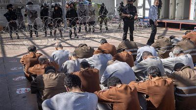 سلاح التجويع.. الصراع على معدة الأسرى الفلسطينيين يهز أركان الدولة الإسرائيلية - الخليج الان