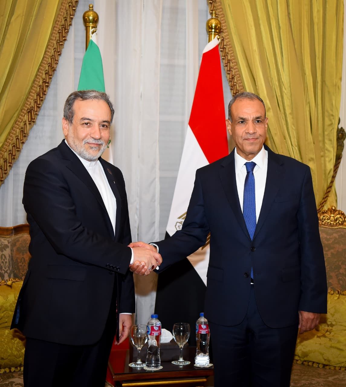 «مناقشة الملف النووي وأزمة غزة».. وزير الخارجية يستقبل نظيره الإيراني|صور - الخليج الان