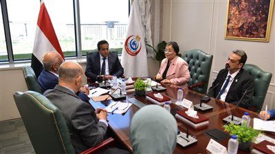 وزير الصحة والسكان يستقبل المدير التنفيذي لمصر بمجموعة البنك الدولي لبحث عدداً من الملفات المشتركة - الخليج الان