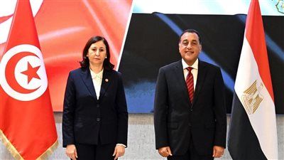رئيسا وزراء مصر وتونس يشهدان توقيع 8 وثائق تعاون مشتركة لتعزيز العلاقات الثنائية - الخليج الان