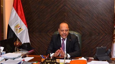 وزير العمل: حملات تفتيش شاملة لضبط تراخيص عمل الأجانب في مصر - الخليج الان