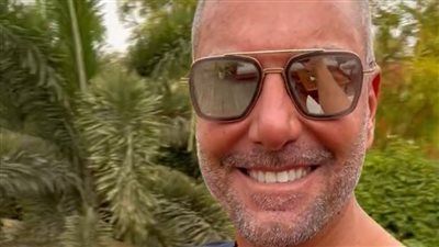 تامر هجرس: زواج الرجل 4 ريد فلاج.. ومش هيقدر عليهم - الخليج الان