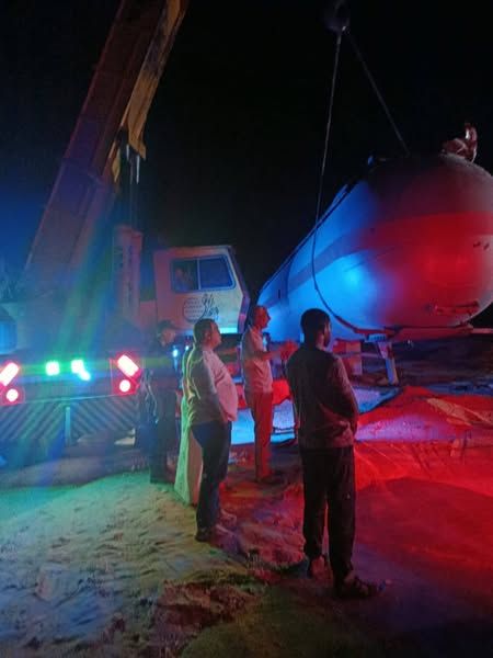 محافظ الأقصر يوجه بسرعة إنقاذ تانك بوتاجاز بعد انقـ ـلاب تريلا بطريق الرزيقات – الوادي الجديد - الخليج الان