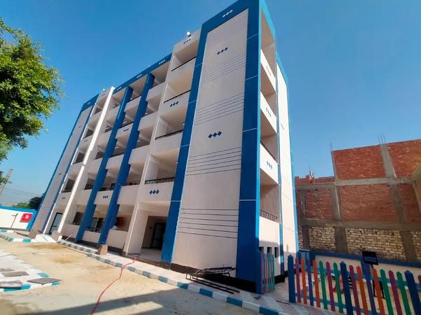 محافظ أسيوط: الانتهاء من إنشاء 22 مدرسة جديدة وصيانة 197 مدرسة أخرى استعدادًا للعام الدراسي الجديد - الخليج الان