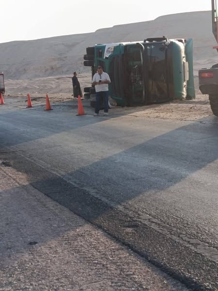 محافظ الأقصر يوجه بسرعة إنقاذ تانك بوتاجاز بعد انقـ ـلاب تريلا بطريق الرزيقات – الوادي الجديد - الخليج الان