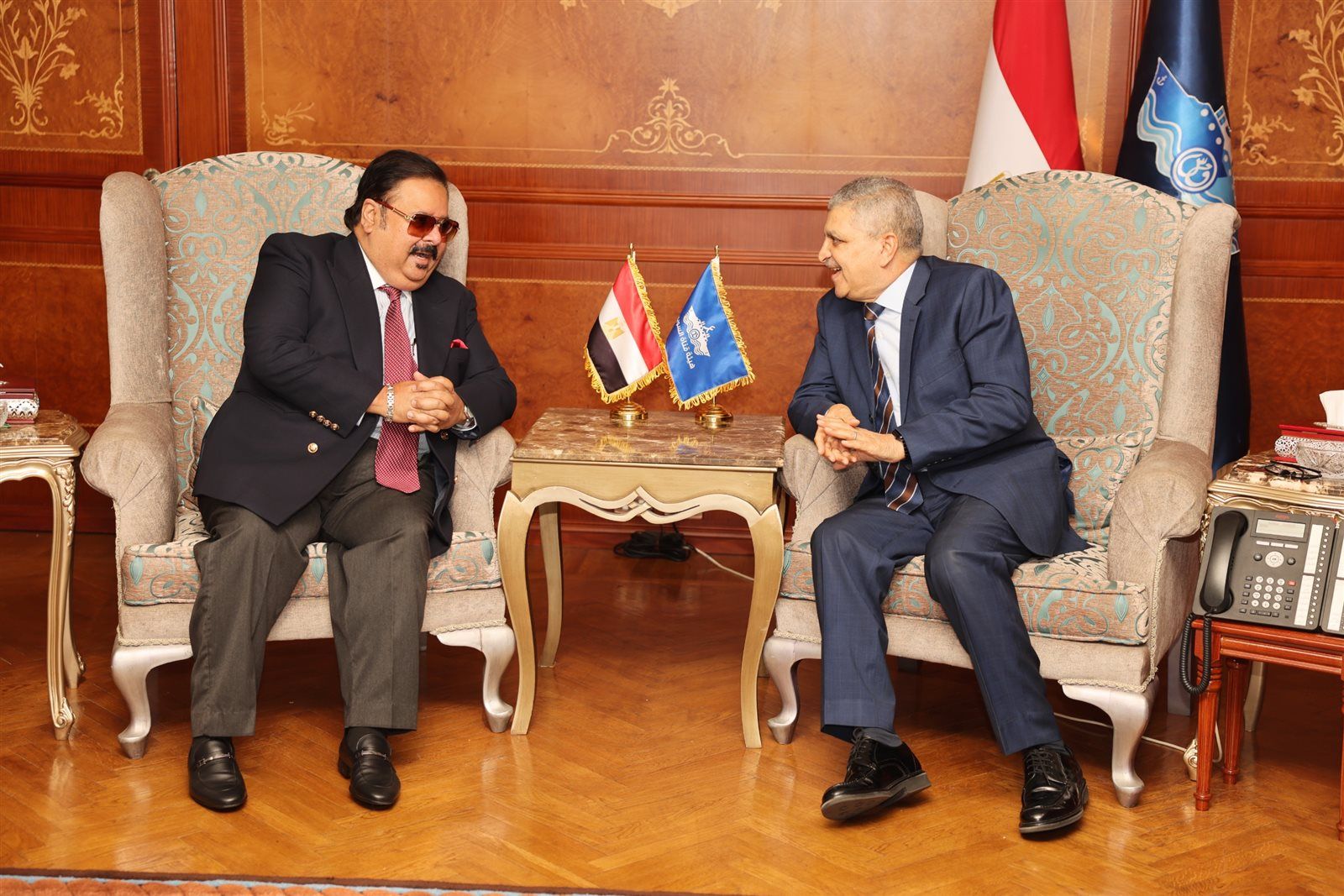 قناة السويس تبحث شراكة ثلاثية مع الصين وكندا لتعزيز الأمن الغذائي - الخليج الان