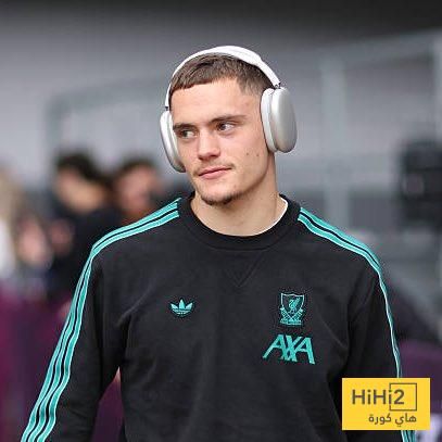 أداء فلوريان فيرتز ضد بيرنلي يثير الجدل