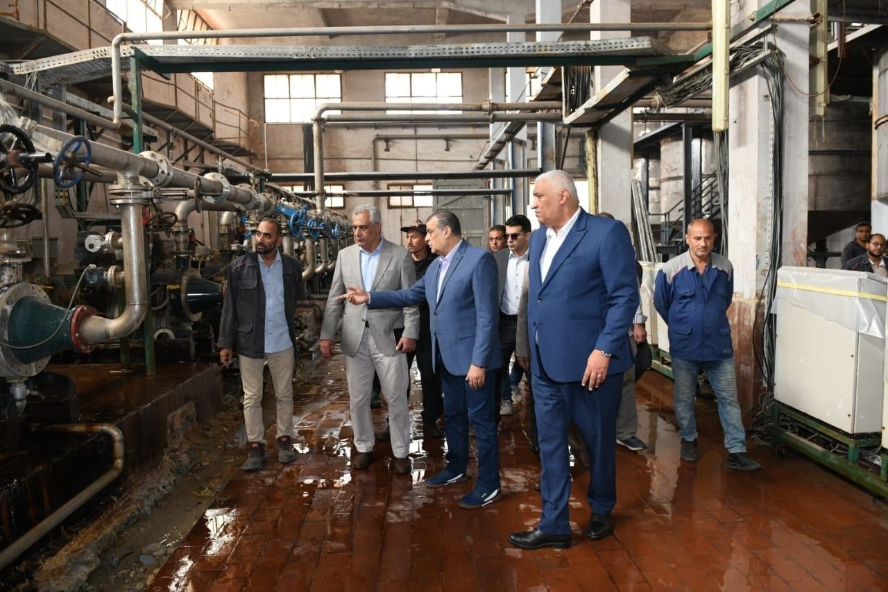 وزير الدولة للإنتاج الحربي بمصنع 18: المرحلة القادمة تتطلب مضاعفة الجهد وجذب المزيد من الاستثمارات - الخليج الان