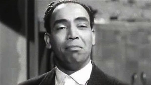 في ذكرى ميلاده.. معاناة إسماعيل ياسين في الطفولة «يُتم وفقر وتشرد» - الخليج الان