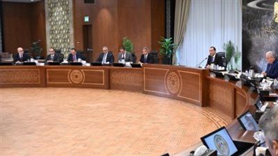 رئيس الوزراء يكشف عن رؤية الدولة الاقتصادية ويؤكد انخفاض التضخم - الخليج الان