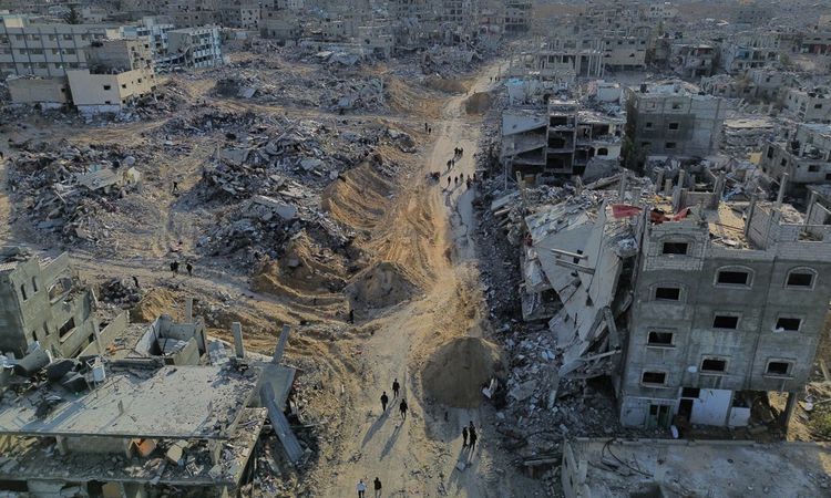 50 شخصا تحت الأنقاض جراء قصف الاحتلال على القطاع