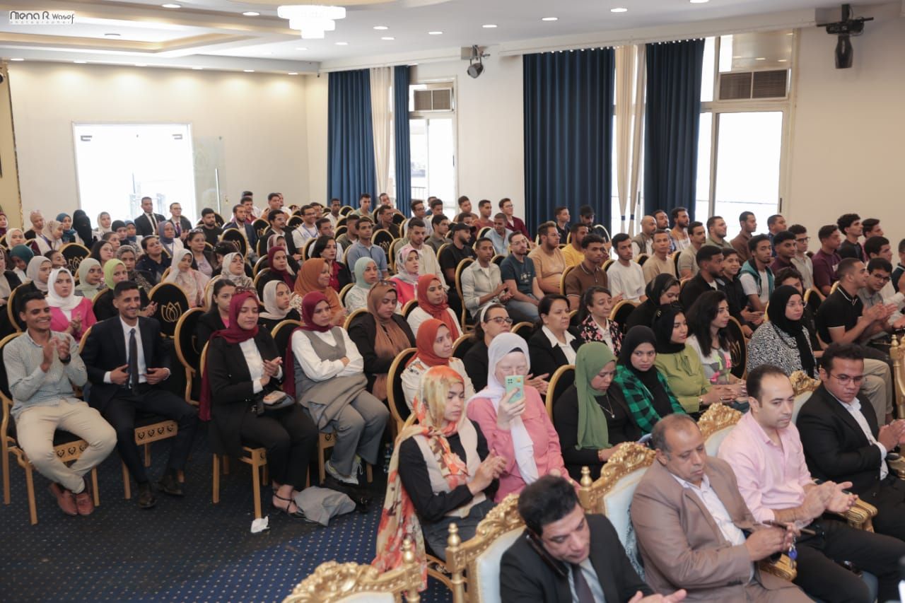 برعاية نائب محافظ سوهاج.. مؤتمر "Sohag Ai" الثاني يناقش حروب الجيل الخامس وتطبيقات الذكاء الاصطناعي في التعليم وريادة الأعمال - الخليج الان