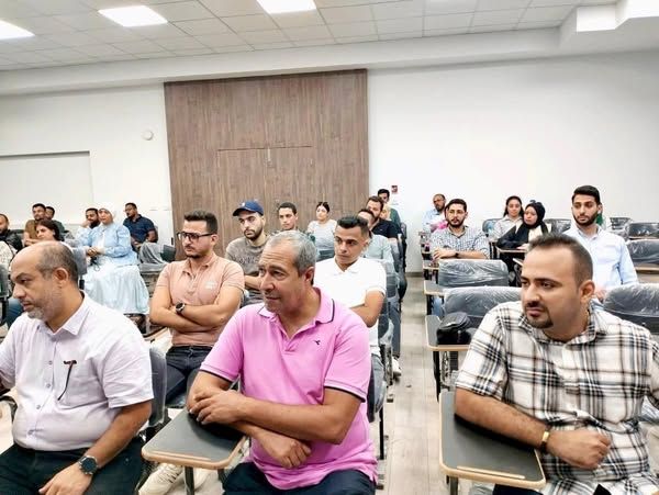 وكيل وزارة الصحة بالبحر الأحمر يترأس دورة تثقيفية حول أخلاقيات مهنة طب الأسنان - الخليج الان